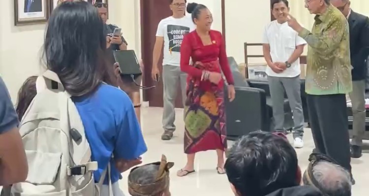Suasana di kantor DPD RI Bali. (foto: IG Ni Luh Djelantik)